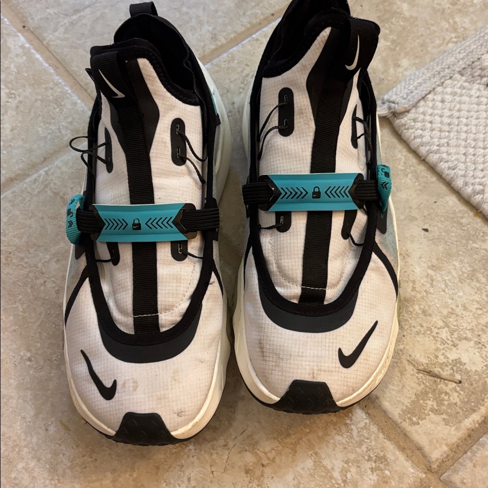 Nike air zoom traverse